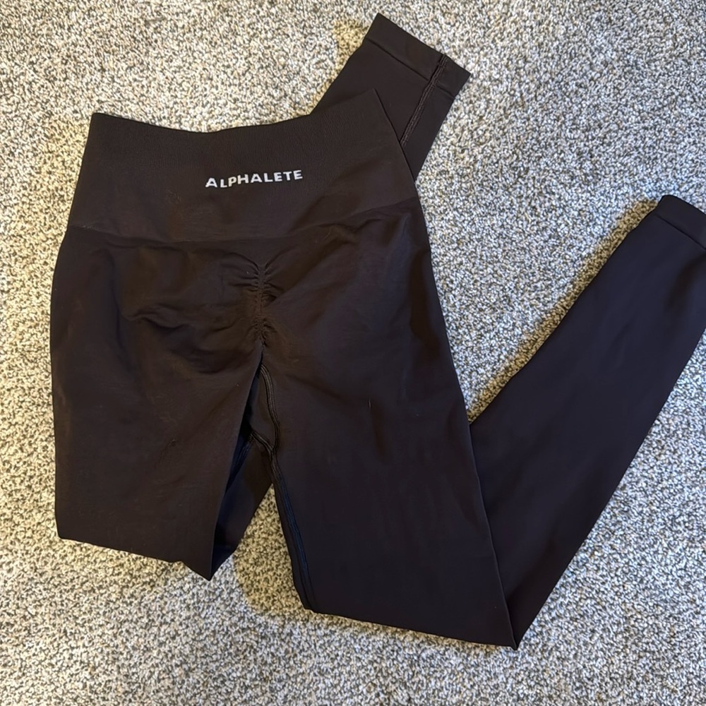 Alphalete amplify leggings, size small
